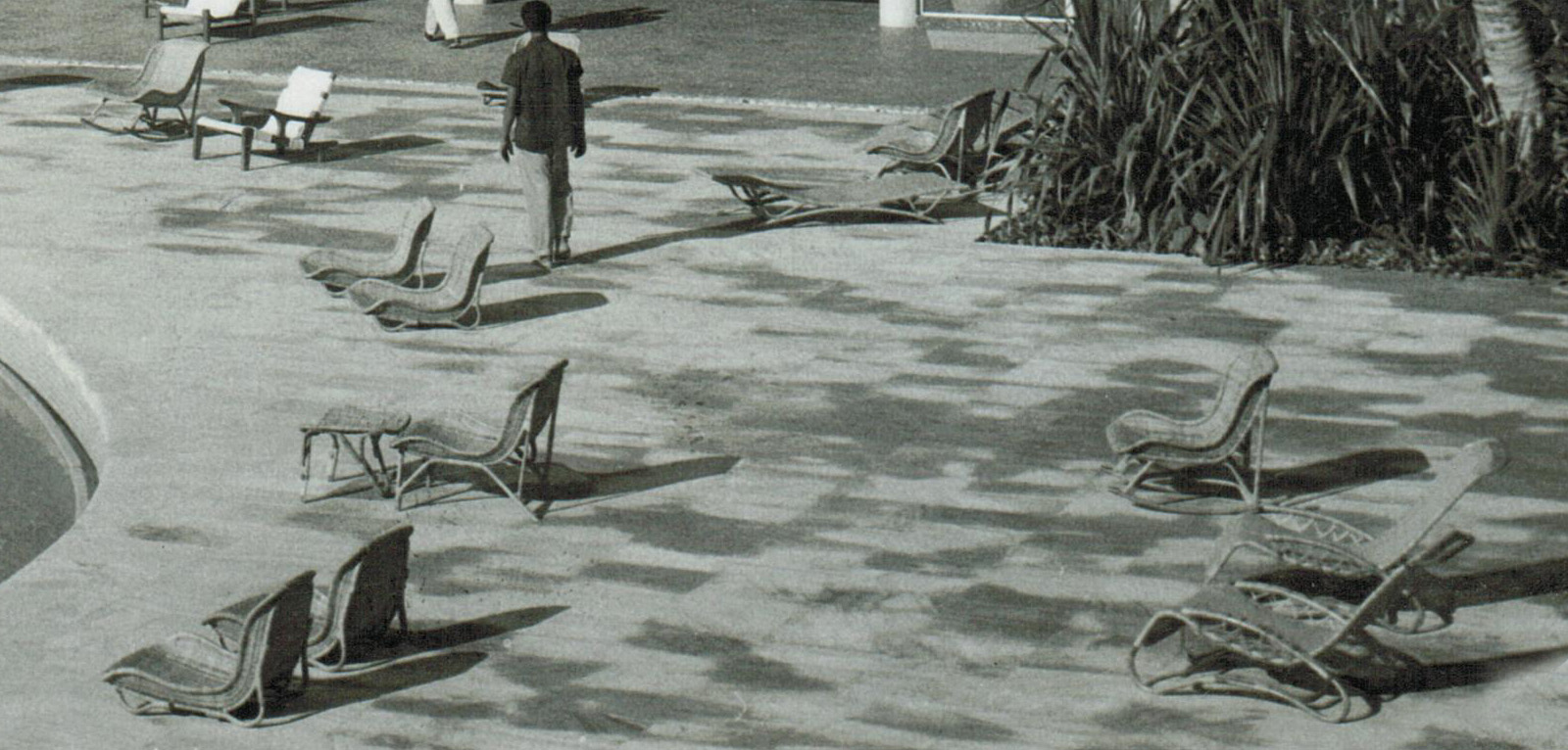 Sillas de Mimbre de Clara Porset, para el Hotel Pierre Marqués, Acapulco México. Diseño con medalla de plata en la Undécima Trienal de Milan 1957. Foto tomada del Archivo Clara Porset, CIDI FA UNAM